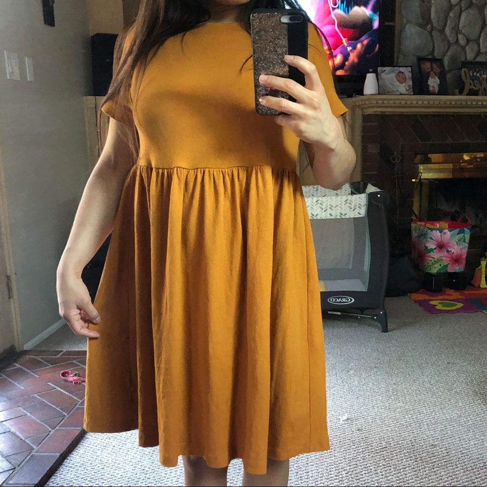 URBAN OUTFITTERS dress